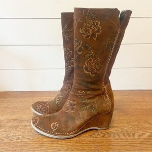 Pon Quintana | Women’s Suede Wedge Size Zip floral Boots Size 38 1/2